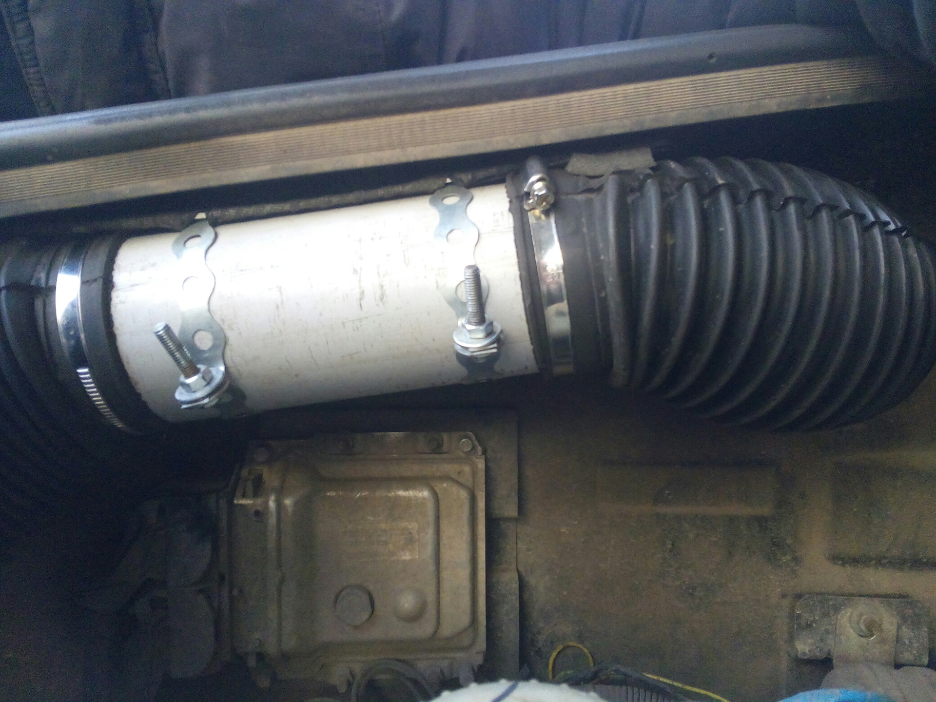 шноркель 2 гофры труба